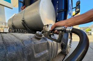 Petrobras baixa preço do diesel pela 3ª vez no ano (Foto: Lucas Tavares/Agência O Globo)