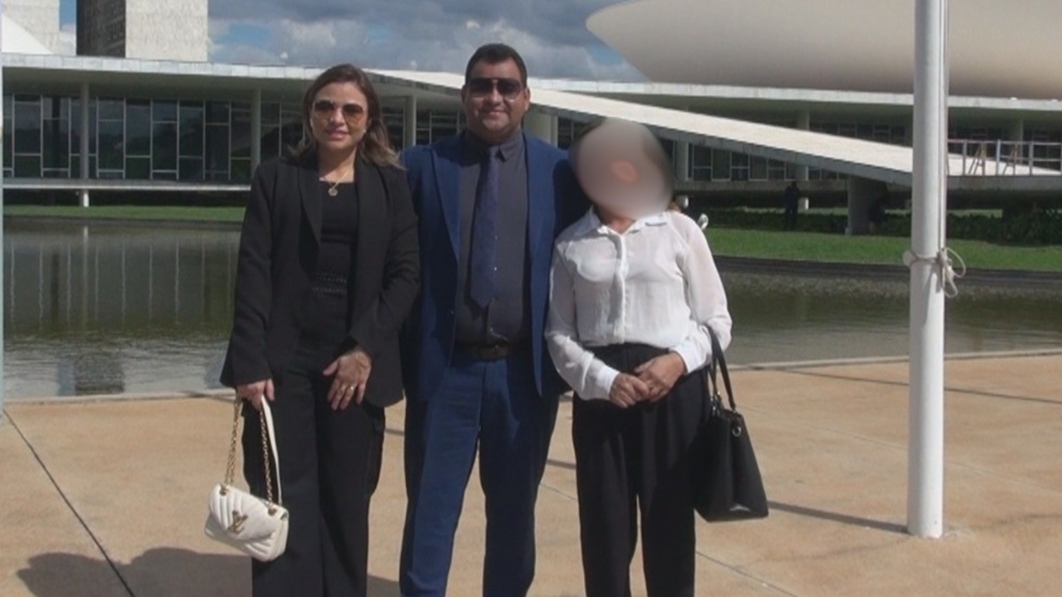 Prefeito de Geminiano, Jailson Campos ao lado de sua esposa, Auridete Campos