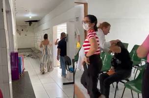 Teto desaba sob paciente em Unidade Básica de Saúde (UBS) na zona Norte de Teresina (Foto: Reprodução)