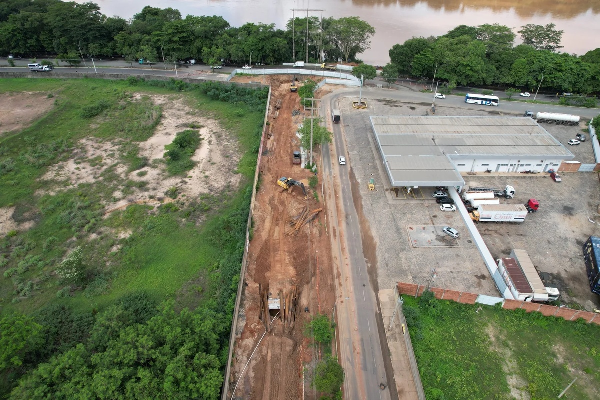 Trecho interditado para a realização de obras na Avenida Maranhão