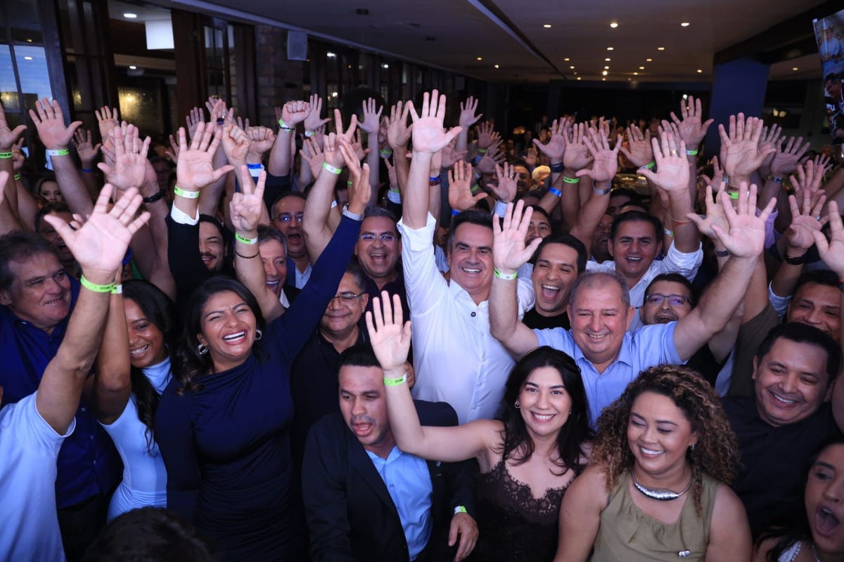 Ciro Nogueira promove jantar com cerca de 100 prefeitos
