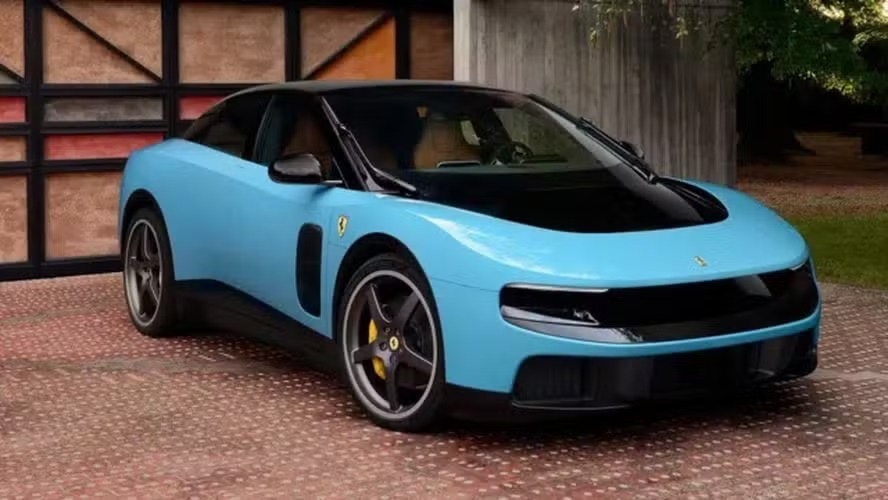 Luce, primeiro veículo elétrico da Ferrari