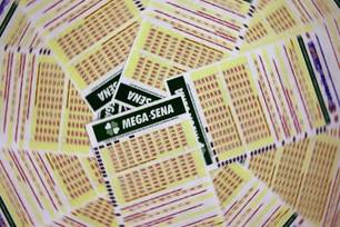 Mega-Sena pode pagar R$ 60 milhões no concurso desta quinta-feira. (Foto: Marcello Casal JrAgência Brasil)