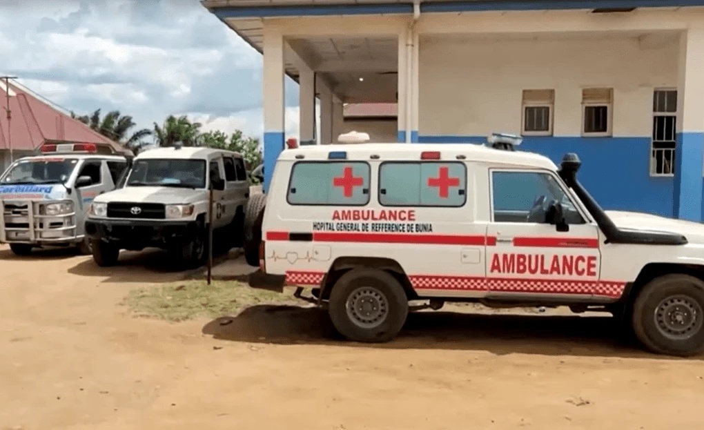 OMS amplia alerta internacional após avanço de casos de ebola na África.