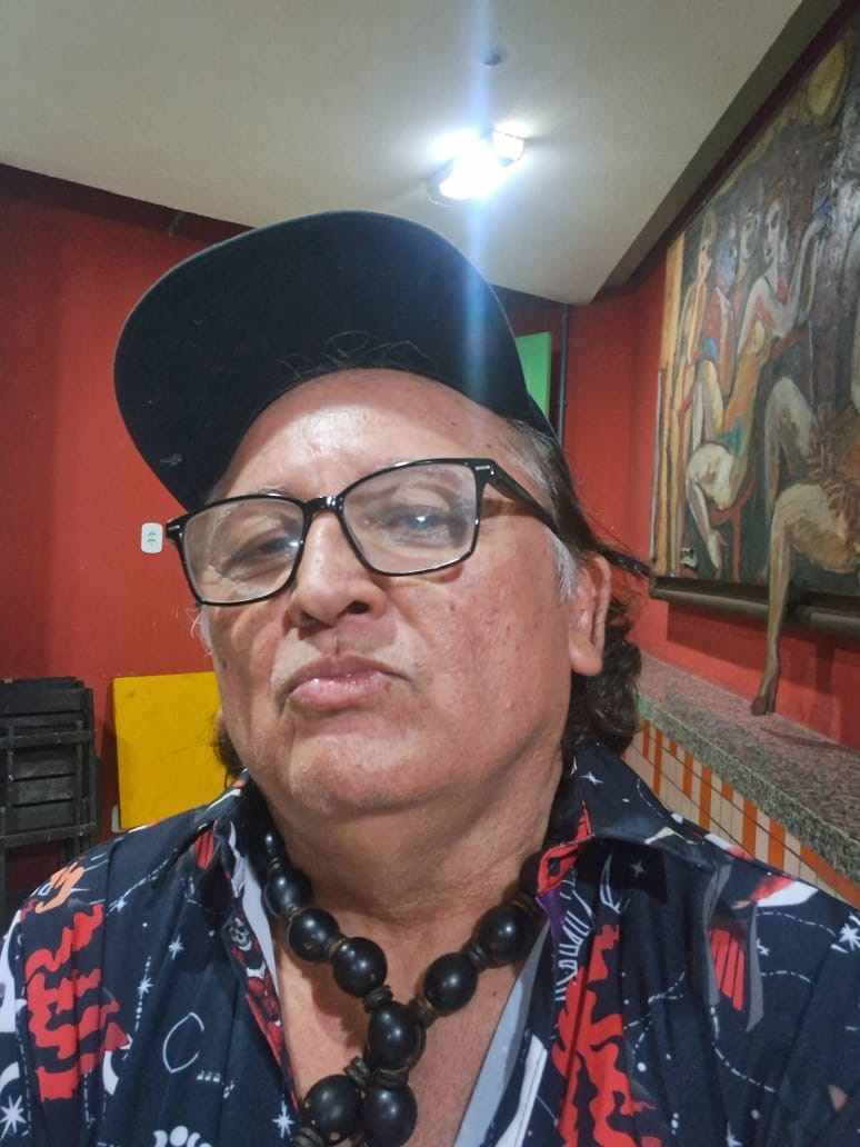 Professor Augusto Neto