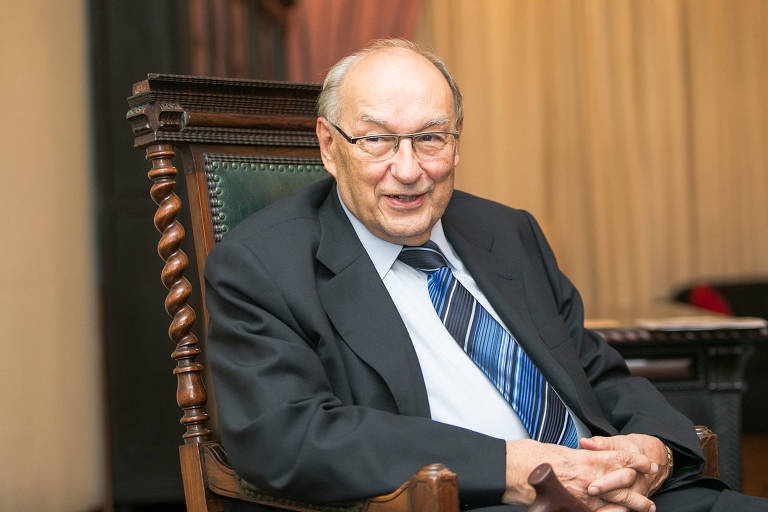 Professor Ives Gandra Martins