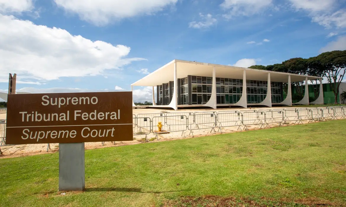 STF avalia medidas diplomáticas após decisão da Justiça dos Estados Unidos.