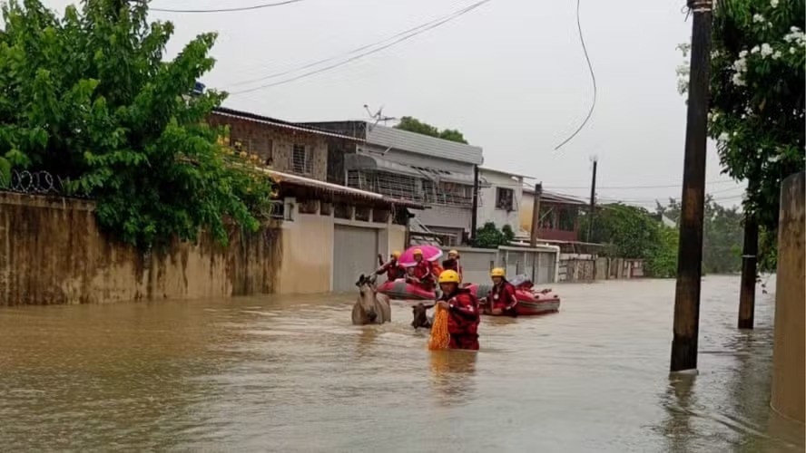 Temporais atingem famílias em Pernambuco e Paraíba