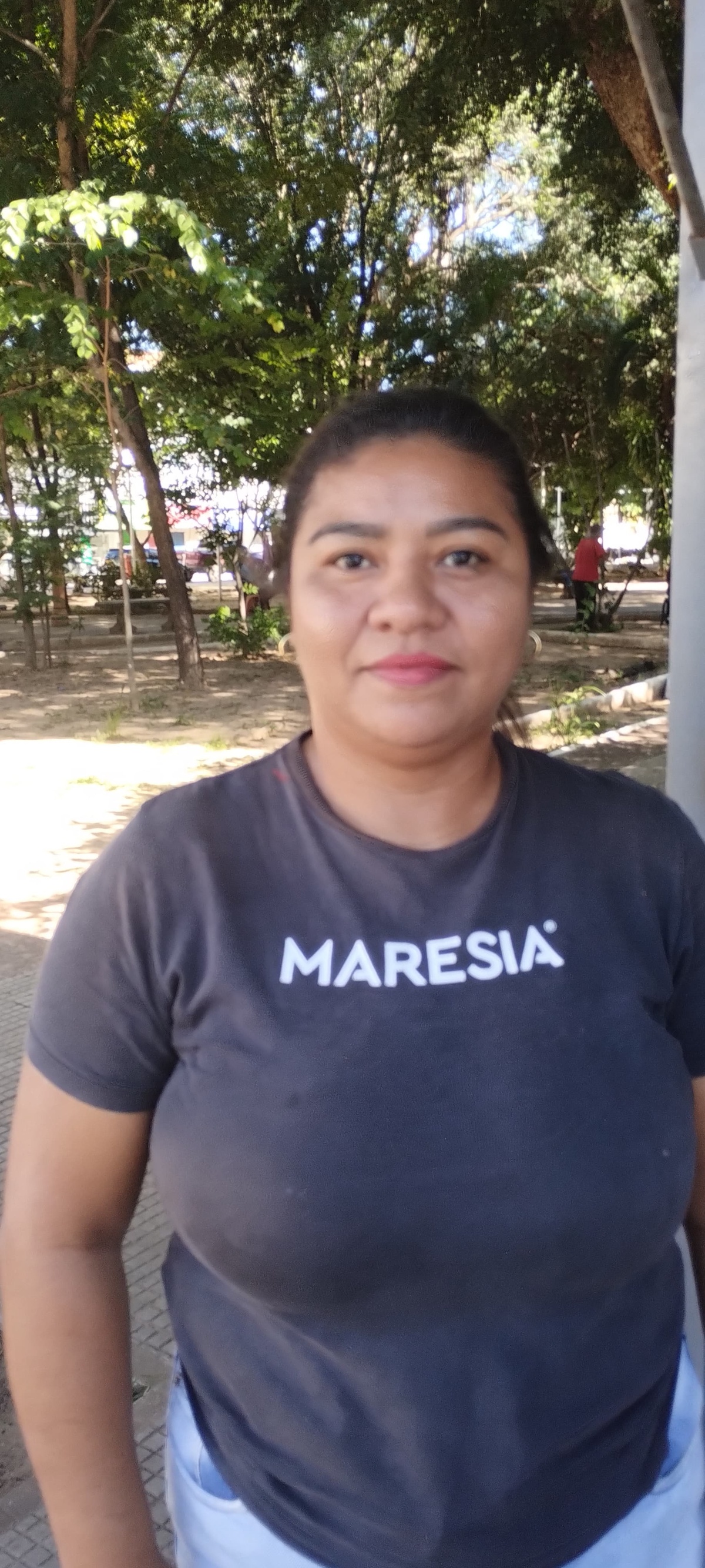Zenaide Maria Oliveira, comerciante, atua há três anos na Praça João Luís Ferreira, no centro de Teresina (PI).