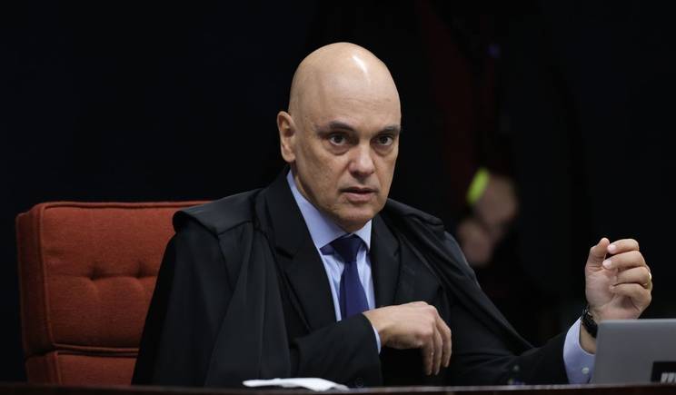 Alexandre de Moraes passa a comandar o STF a partir desta sexta-feira