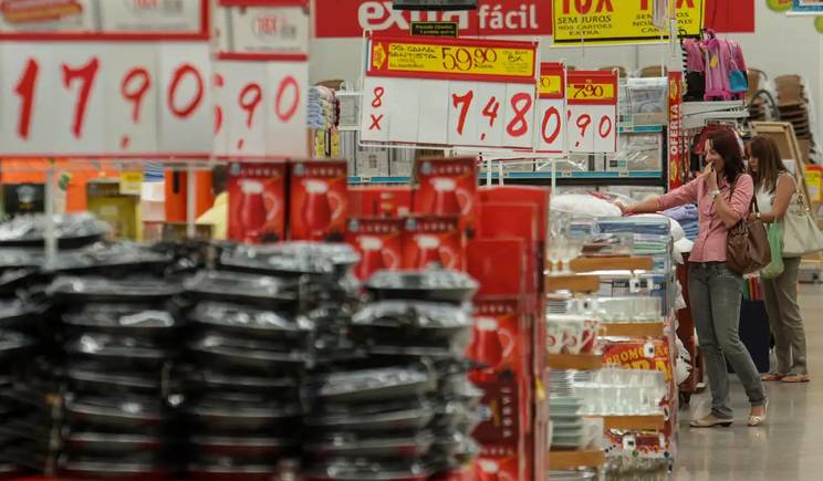 IPCA fica acima do esperado e leva inflação além do teto da meta
