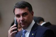 Flávio Bolsonaro reage a decisão de Moraes: “Isso tem dia e hora pra acabar”