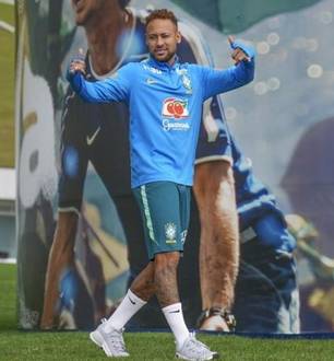 Neymar na Granja Comary durante concentração para Copa do Mundo