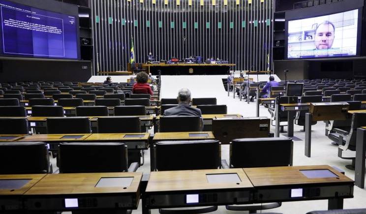 Voto remoto amplia poder da Câmara e esvazia debates