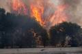 Incêndios obrigam milhares a deixar suas casas em países da Europa