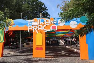Feira na Praça