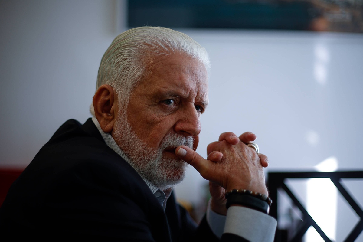 Jaques Wagner foi intimado pela PF a depor em investigação sobre supostas vantagens indevidas.