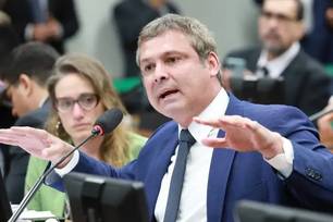 PT pede revogação da prisão domiciliar de Bolsonaro após divulgação de carta