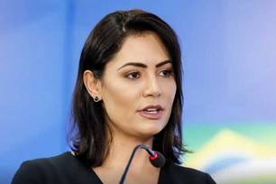 Michelle reorganiza estratégia para manter influência após crise com Flávio