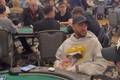 Fora da Copa, Neymar troca o campo pelas cartas em torneio de poker nos EUA