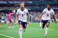 Inglaterra vence o México em jogo emocionante e avança às quartas