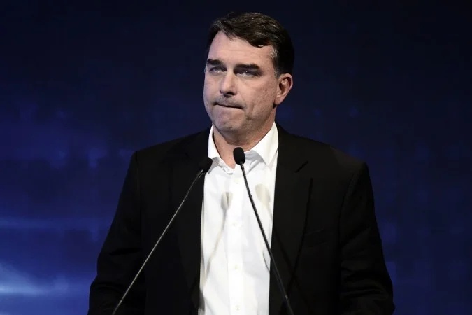 PF avalia recorrer à Interpol para ampliar rastreamento de recursos investigados no caso Dark Horse.