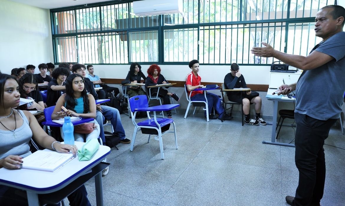 Professor em sala de
