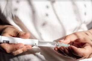 Anvisa deve aprovar mais oito canetas emagrecedoras até o fim do ano