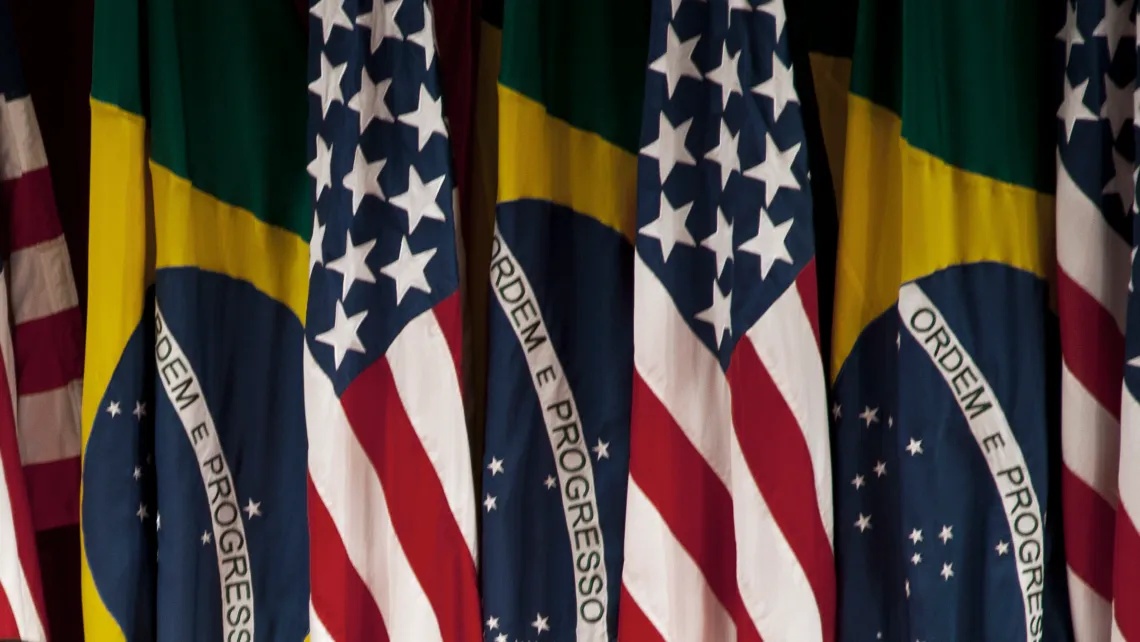 Brasil iniciou processo para responder às tarifas adicionais impostas pelos Estados Unidos.