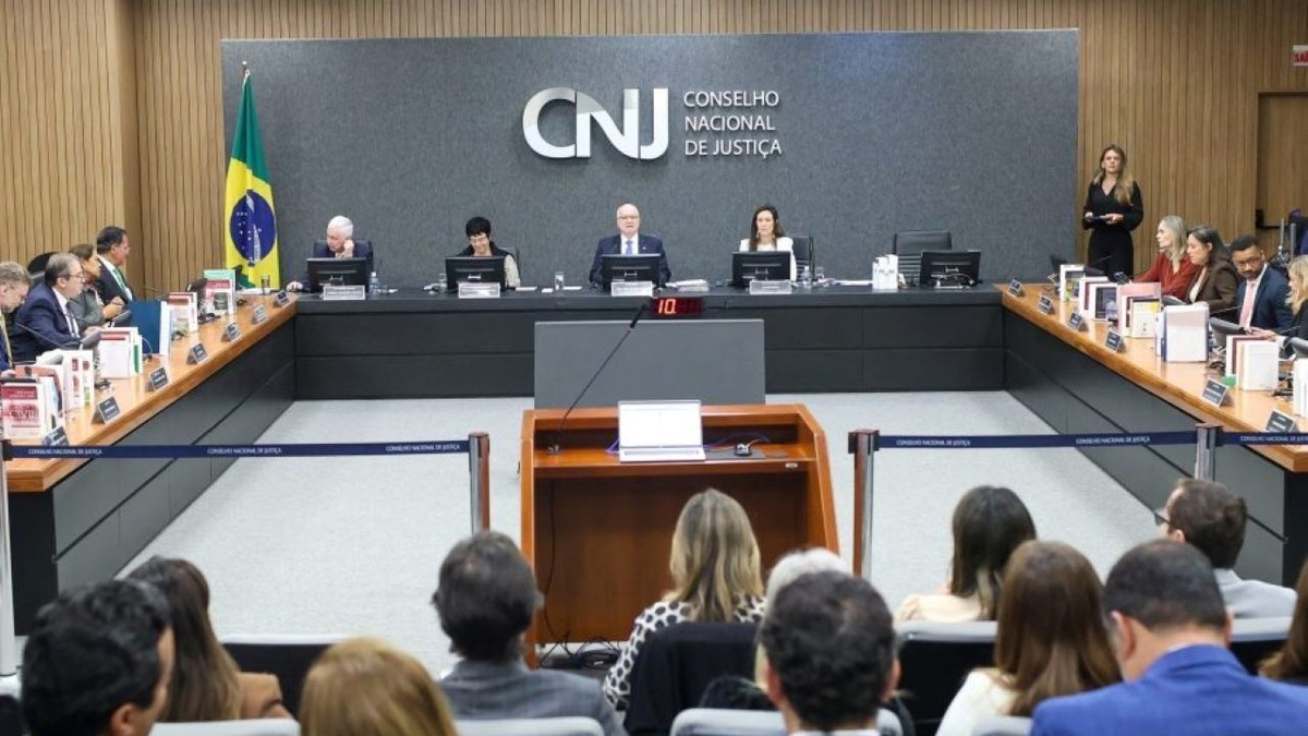CNJ altera regras disciplinares e muda procedimento para perda do cargo de magistrados.
