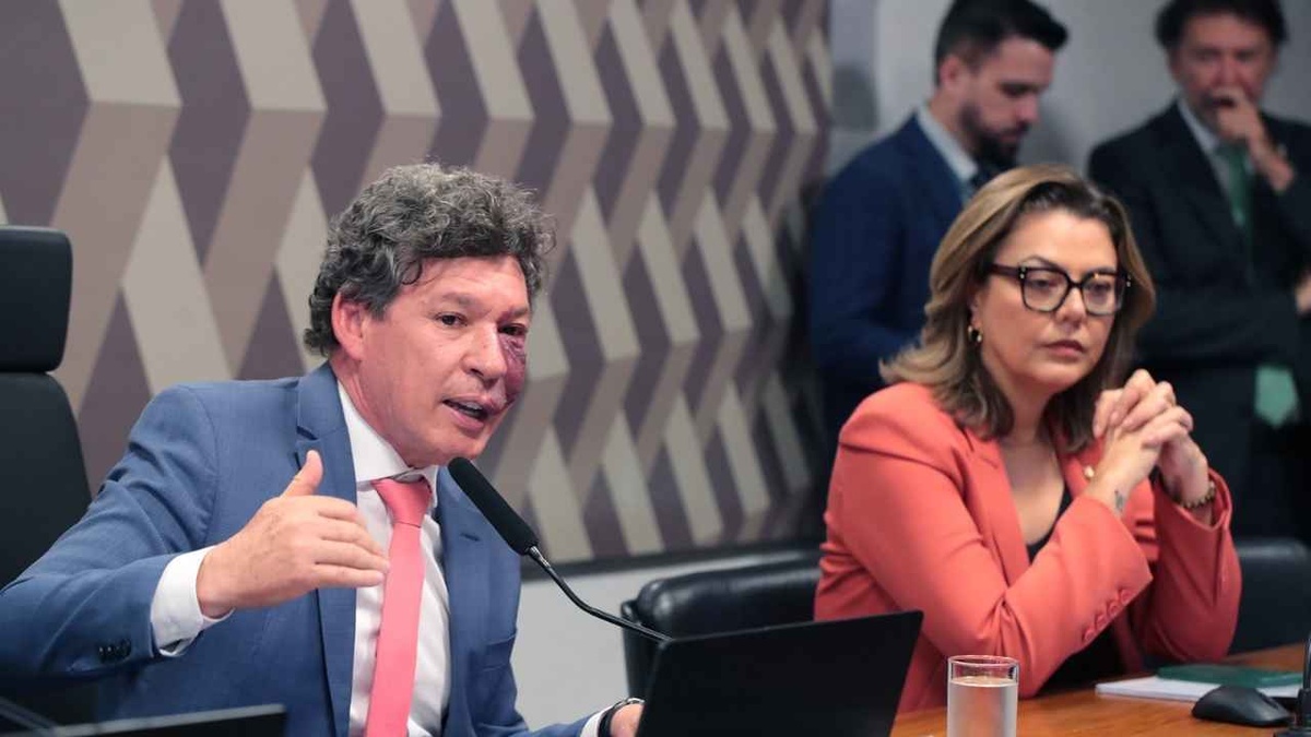 Comissão mista marcou para segunda-feira a análise da medida provisória sobre compras internacionais.