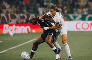 Cuiabano e Canobbio em ação no jogo de ida entre Vasco e Fluminense, no Maracanã (Foto: Lucas Merçon / Fluminense FC)