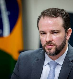 Dario Durigan afirmou que o governo não vê uma crise generalizada no setor varejista