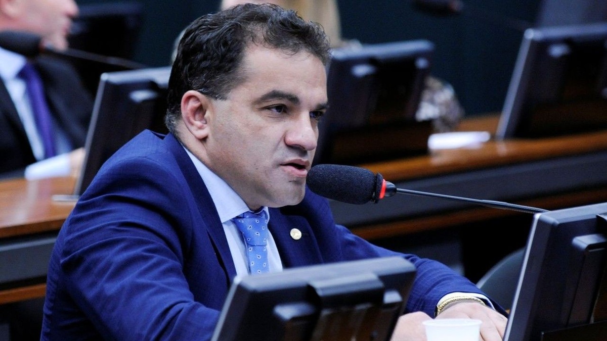 Deputado Maranhãozinho é alvo de operação da PF no Maranhão