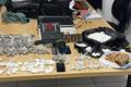 PM apreende cerca de 3 kg de drogas em casa abandonada em Timon