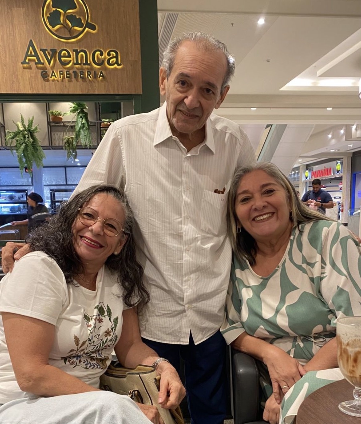 Feliz reencontrar Lurdinha e Edna, eficientes servidoras da PMT. Amigas diletas.