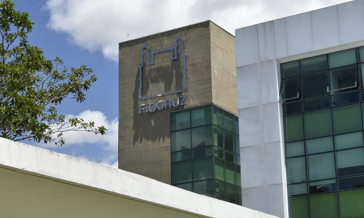 Fiocruz reúne propostas para orientar o debate sobre saúde nas eleições de 2026.