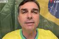Flávio Bolsonaro diz ter recebido “manto” do pai ao iniciar campanha