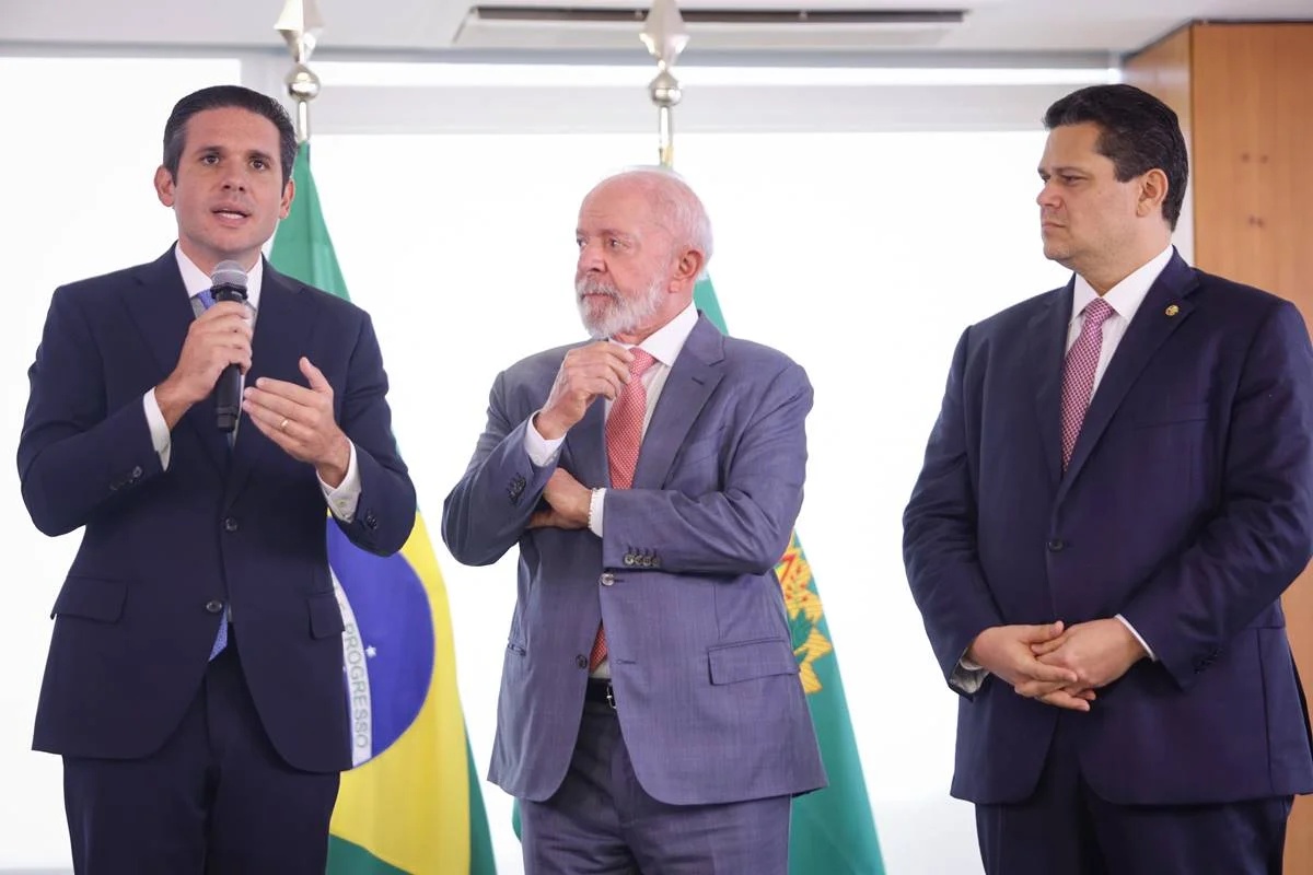 Hugo Motta, Lula e Alcolumbre