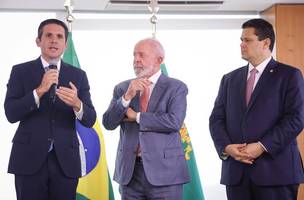 Hugo Motta, Lula e Alcolumbre (Foto: METRÓPOLES)