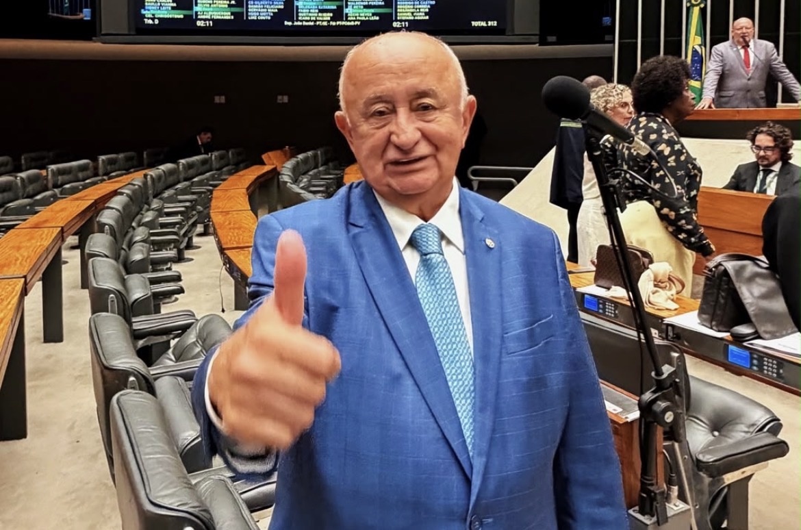 Julio Cesar lidera intenções para o segundo voto para senador no Piauí