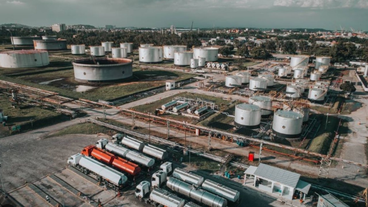 Justiça decretou a falência da antiga Refinaria de Manguinhos.