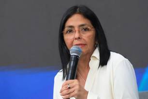 Acordo de petróleo entre EUA e Venezuela mantém dúvidas em aberto