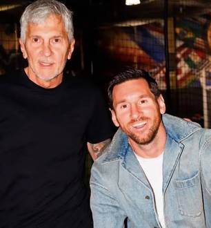 Lionel Messi publicou homenagem ao pai, Jorge Messi, morto aos 68 anos.