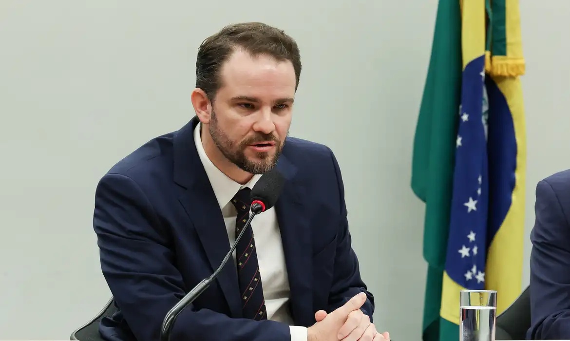 Ministério da Fazenda autorizou cinco operações de crédito com garantia da União.