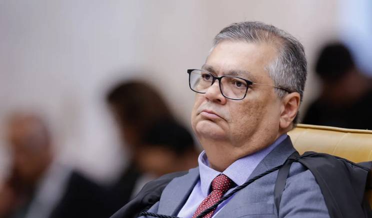 Dino libera decisões sigilosas sobre investigação de corrupção no Maranhão
