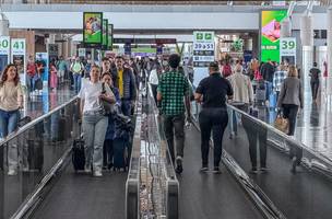 Movimento de passageiros nos aeroportos brasileiros bateu recorde no primeiro semestre de 2026. (Foto: Rafa Neddermeyer/Agência Brasil)