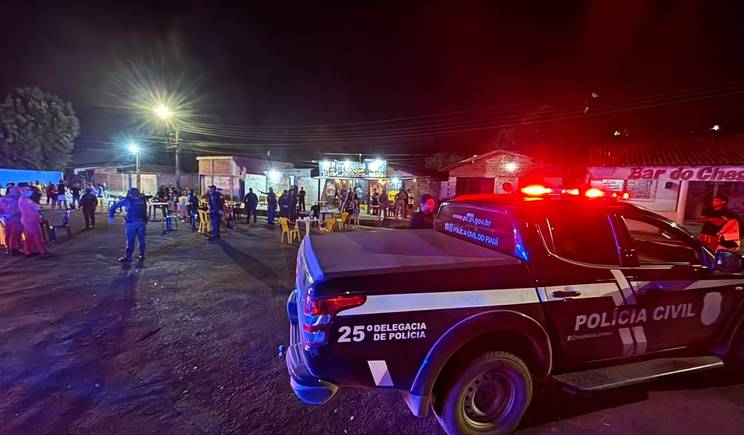 Bar na zona Leste é suspenso por som alto e venda de álcool a menores