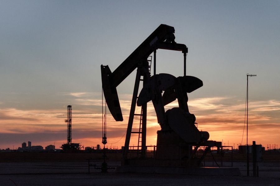 Petróleo sobe diante das incertezas sobre o tráfego no Estreito de Ormuz.