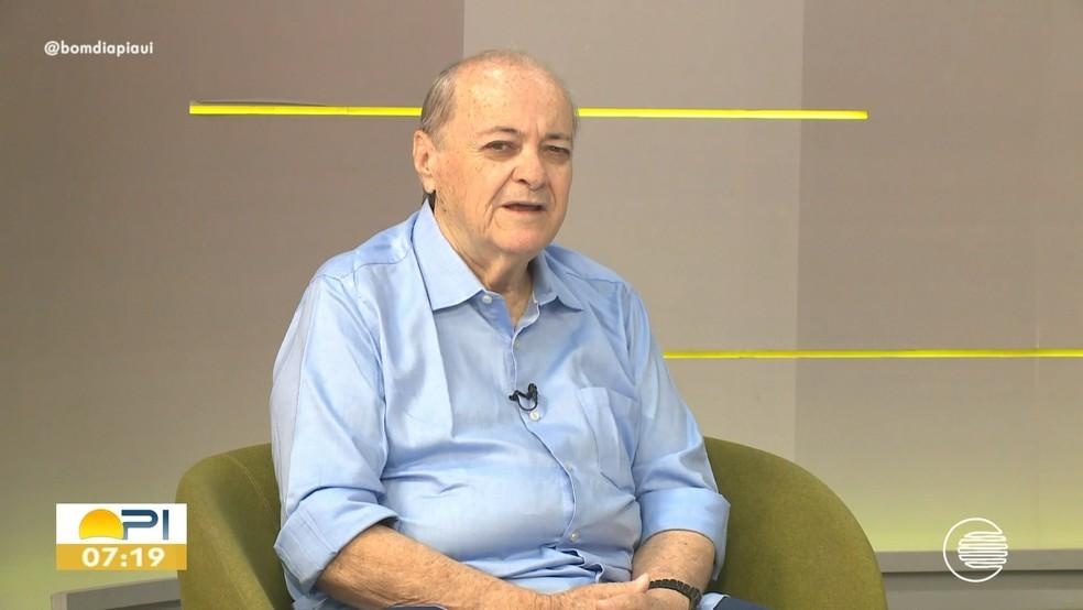 Prefeito Sílvio Mendes durante entrevista ao Bom Dia Piauí